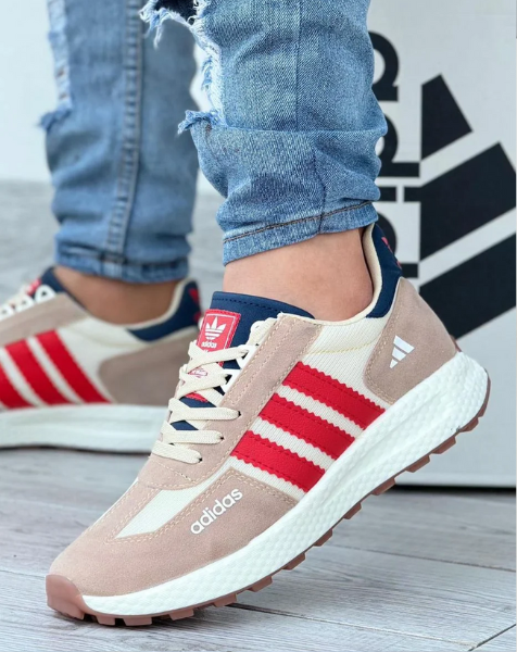Nieuwe Sneakers